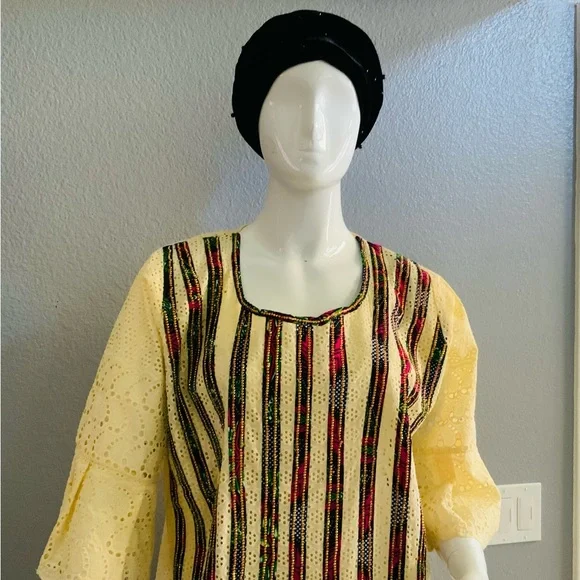 Elegantly designed Custom Made African Outfit. - Picture 2 of 14